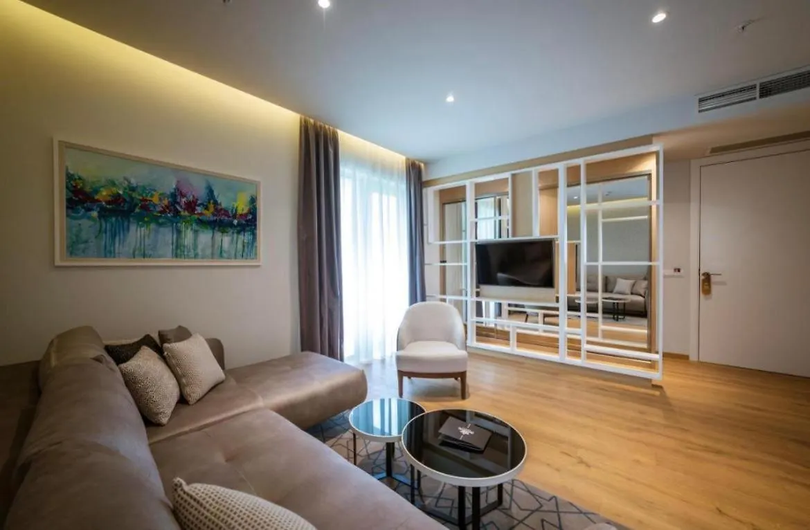 Nina Apartment Rijeka 0*,